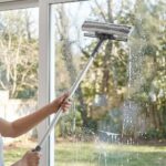 High-Performance 32cm Aluminum Window Cleaner with Microfiber Scrubber and Integrated Squeegee Blade (DM23-087) - Image 2
